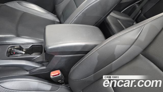 KG Mobility (SsangYong) Tivoli LX 2WD DLX 2015 — фото 30
