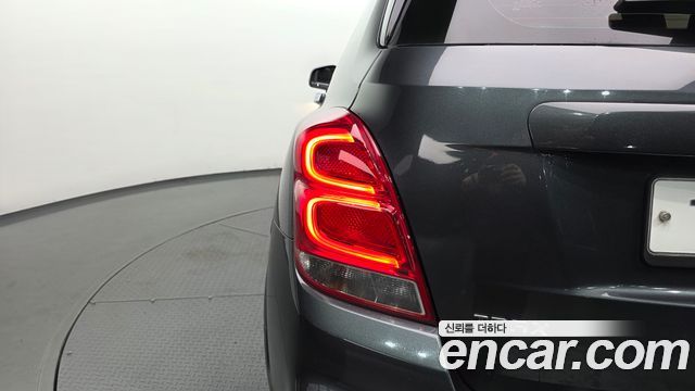 Chevrolet Trax 1.6 Diesel LTZ 2017 — фото 23