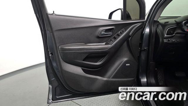 Chevrolet Trax 1.6 Diesel LTZ 2017 — фото 24