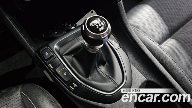 Hyundai Veloster (JS) 2.0 N 2019 — фото 9