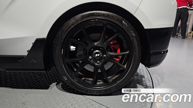 Hyundai Veloster (JS) 2.0 N 2019 — фото 21