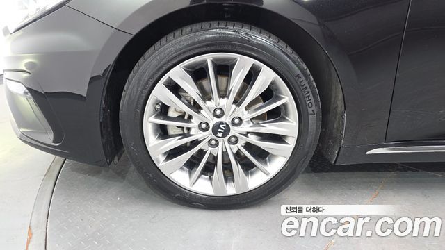 Kia K5 (II) 2.0 Prestige 2019 — фото 5