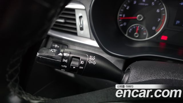 Kia K5 (II) 2.0 Prestige 2019 — фото 19