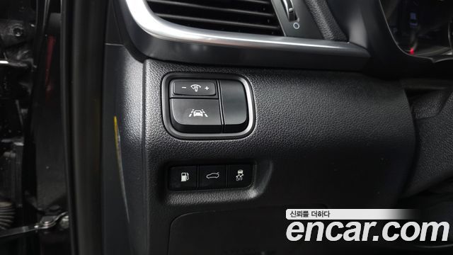 Kia K5 (II) 2.0 Prestige 2019 — фото 27