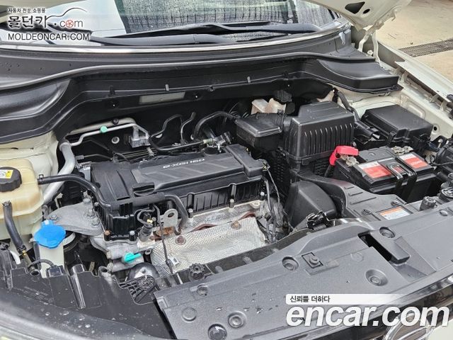 KG Mobility (SsangYong) Tivoli LX 2WD DLX 2016 — фото 6