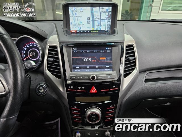 KG Mobility (SsangYong) Tivoli LX 2WD DLX 2016 — фото 7
