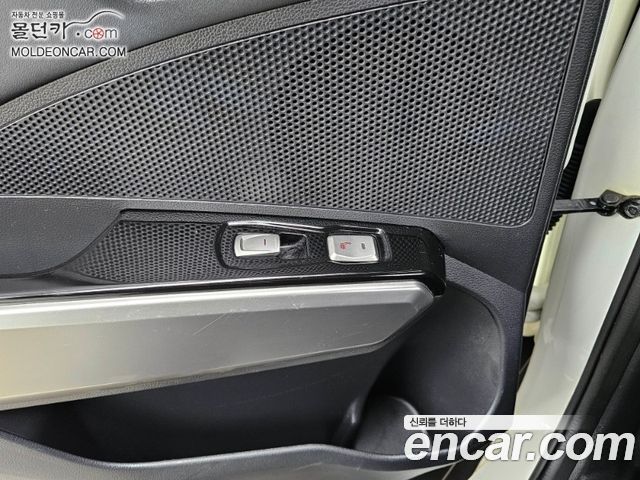 KG Mobility (SsangYong) Tivoli LX 2WD DLX 2016 — фото 18