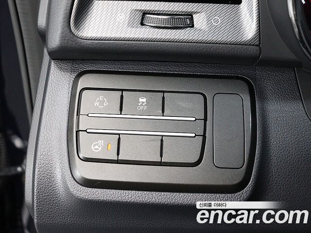 KG Mobility (SsangYong) Tivoli VX 2WD 2017 — фото 17