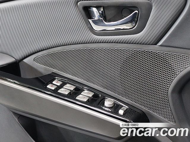 KG Mobility (SsangYong) Tivoli VX 2WD 2017 — фото 18
