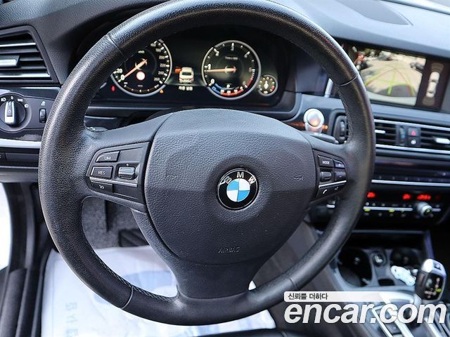 BMW 5 Series (F10) 520d xDrive 2014 — фото 8