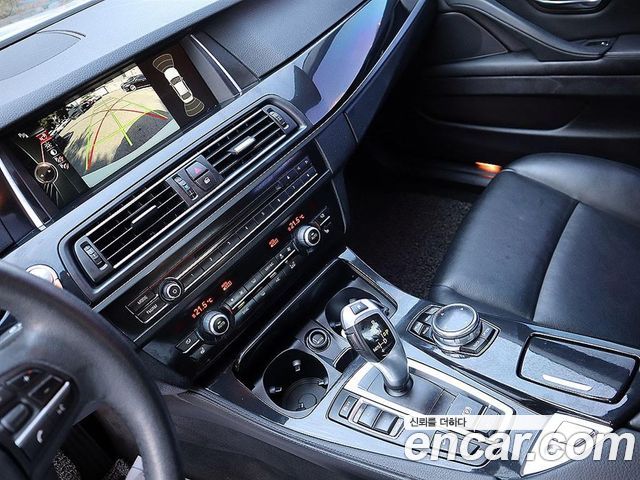 BMW 5 Series (F10) 520d xDrive 2014 — фото 10