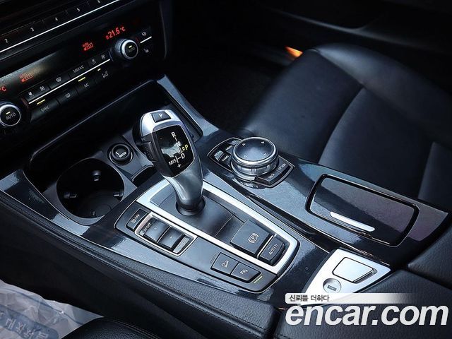 BMW 5 Series (F10) 520d xDrive 2014 — фото 16