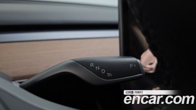 Tesla Model 3 Long Range AWD 2020 — фото 9