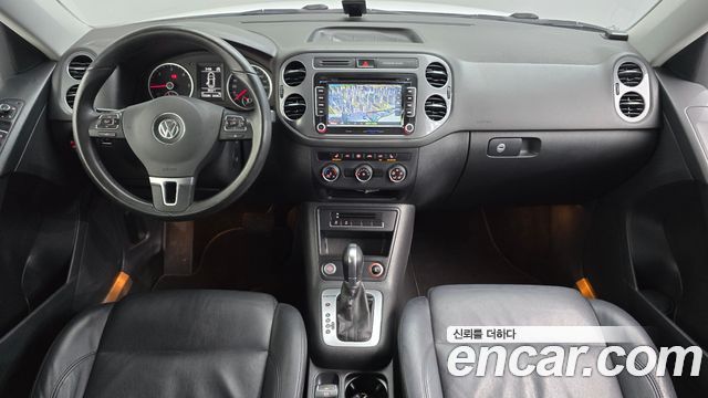 Volkswagen Tiguan 2.0 TDI Comfort 5N 2016 — фото 7