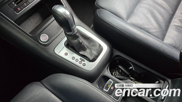 Volkswagen Tiguan 2.0 TDI Comfort 5N 2016 — фото 9