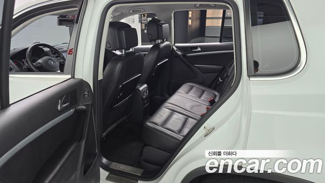 Volkswagen Tiguan 2.0 TDI Comfort 5N 2016 — фото 11