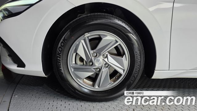 Hyundai Avante (CN7) 1.6 Smart 2024 — фото 5
