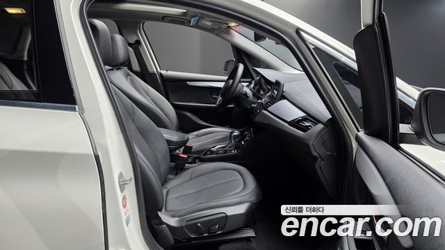 BMW 2 Series Active Tourer (F45) Joy 2016 — фото 16