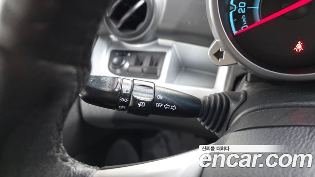 Chevrolet Spark LT Standard 2012 — фото 17