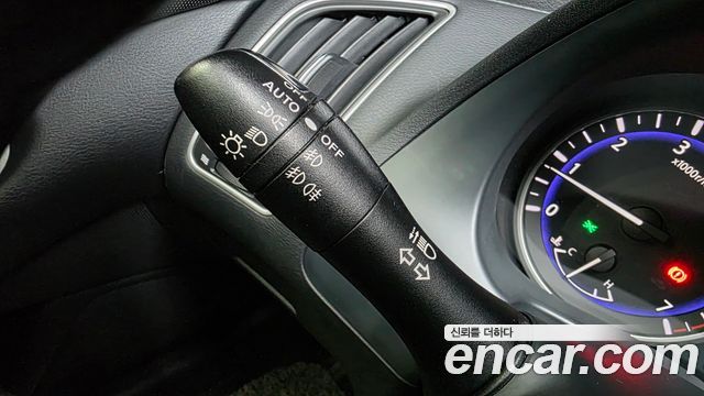 Infiniti Q50 2.2d Premium 2015 — фото 16