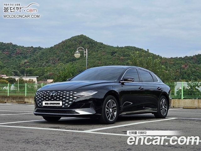 Hyundai Grandeur (IG) 3.0 LPi Rent Car Premium