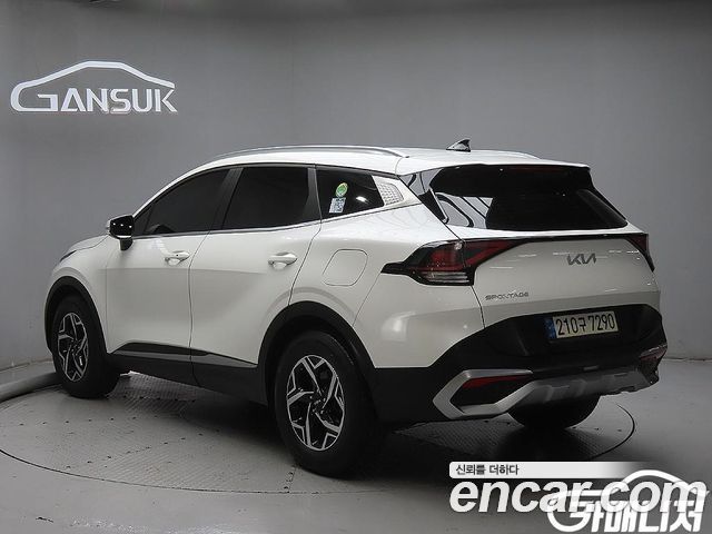 Kia Sportage (V) Gasoline 1.6 Turbo 2WD Prestige 2022 — фото 2