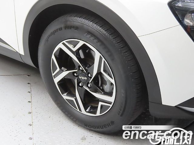Kia Sportage (V) Gasoline 1.6 Turbo 2WD Prestige 2022 — фото 5