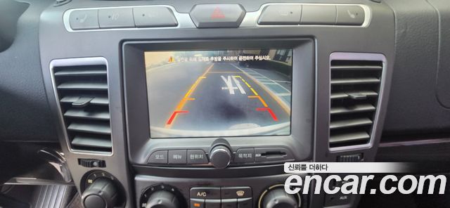 KG Mobility (SsangYong) Korando Turismo 4WD GT 11-seater 2014 — фото 20
