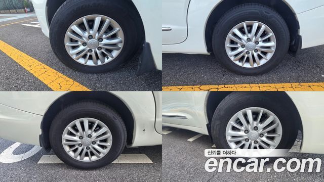 KG Mobility (SsangYong) Korando Turismo 4WD GT 11-seater 2014 — фото 23