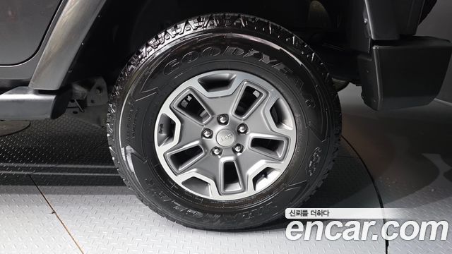 Jeep Wrangler (JK) 3.6 Sahara 4Door 2017 — фото 5