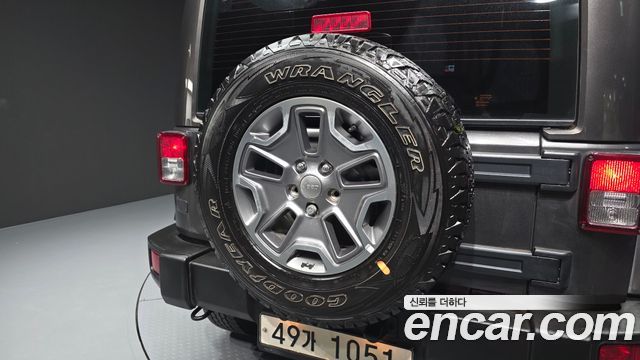 Jeep Wrangler (JK) 3.6 Sahara 4Door 2017 — фото 27