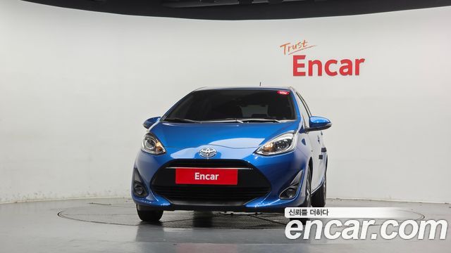 Toyota Prius C 1.5 2019 — фото 3