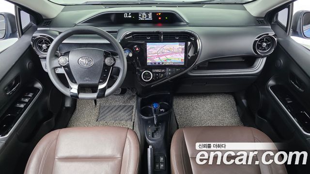 Toyota Prius C 1.5 2019 — фото 7