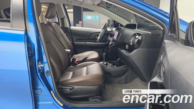 Toyota Prius C 1.5 2019 — фото 11