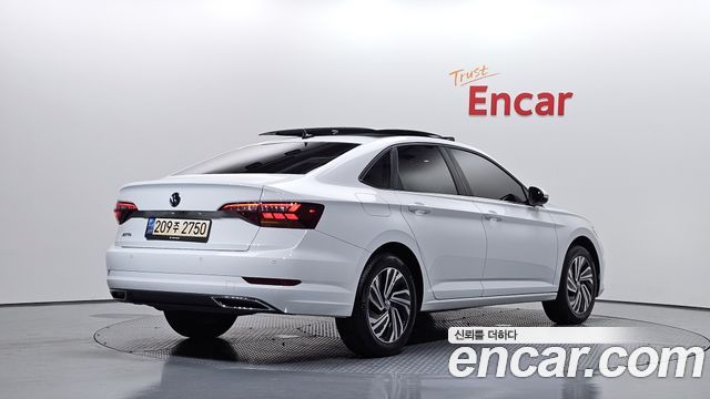 Volkswagen Jetta (VII) 1.4 TSI Premium 2021 — фото 2