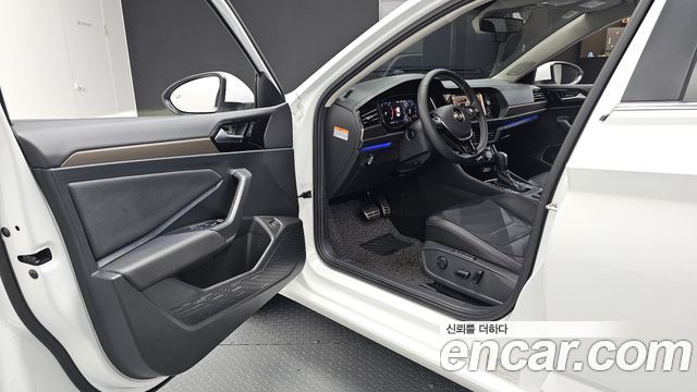 Volkswagen Jetta (VII) 1.4 TSI Premium 2021 — фото 10