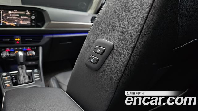 Volkswagen Jetta (VII) 1.4 TSI Premium 2021 — фото 30