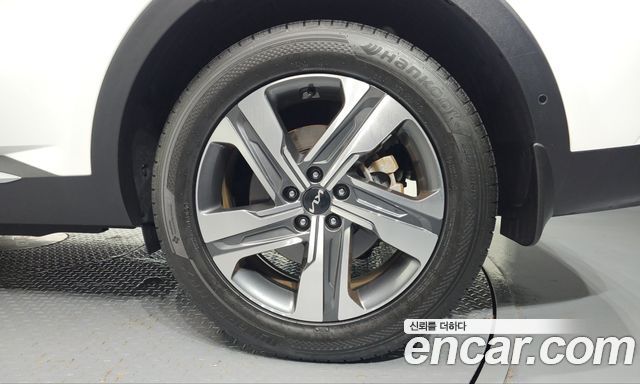 Kia Sorento (IV) HEV 1.6 2WD Gravity 2023 — фото 21