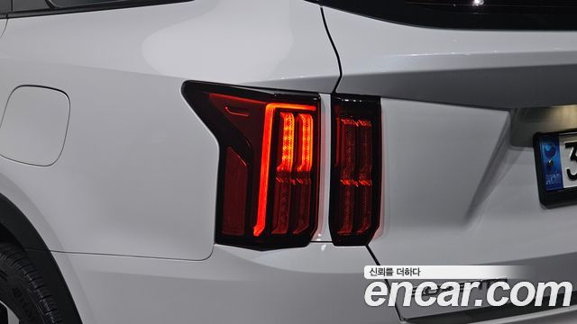 Kia Sorento (IV) HEV 1.6 2WD Gravity 2023 — фото 23