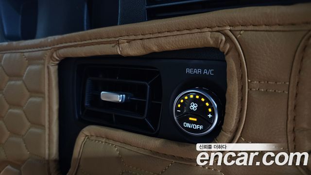 Kia Sorento (IV) HEV 1.6 2WD Gravity 2023 — фото 37