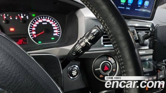 KG Mobility (SsangYong) Korando Sport 2.2 CX5 2WD PASSION 2018 — фото 18