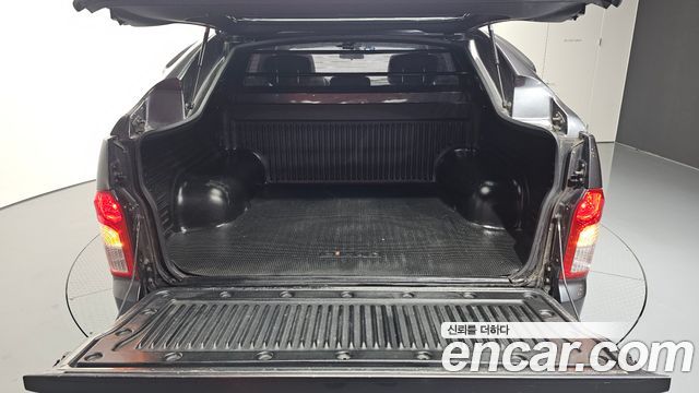 KG Mobility (SsangYong) Korando Sport 2.2 CX5 2WD PASSION 2018 — фото 28