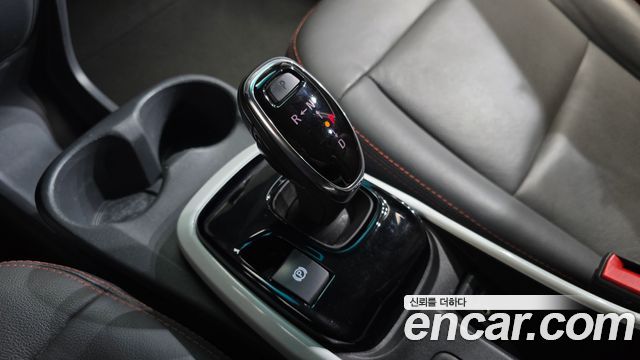 Chevrolet Bolt EV EV Premier 2018 — фото 9