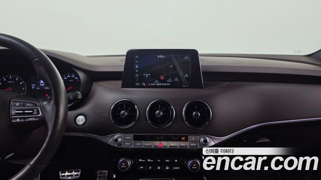Kia Stinger 2.0 Turbo AWD Platinum 2020 — фото 18