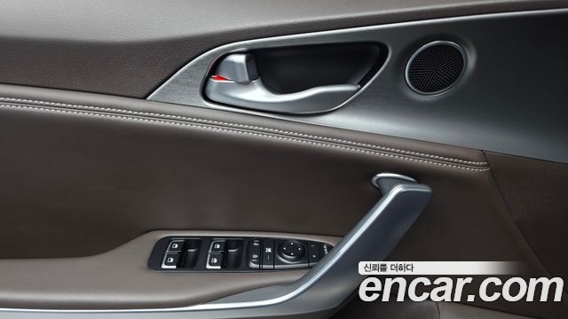 Kia Stinger 2.0 Turbo AWD Platinum 2020 — фото 33