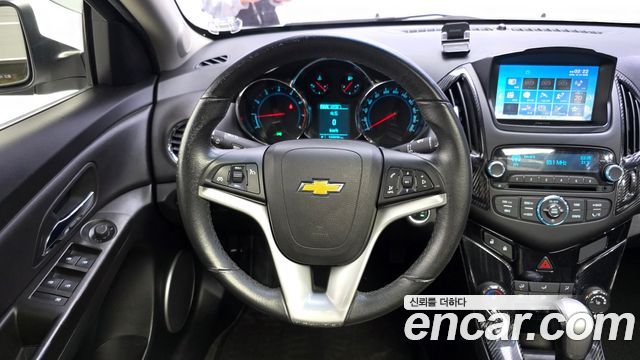 Chevrolet Cruze 1.8 LTZ+ 2014 — фото 13
