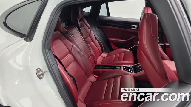 Porsche Panamera (971) 3.0 AWD 2018 — фото 11