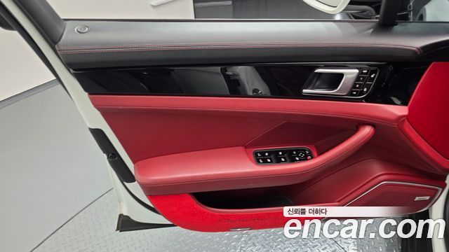 Porsche Panamera (971) 3.0 AWD 2018 — фото 24