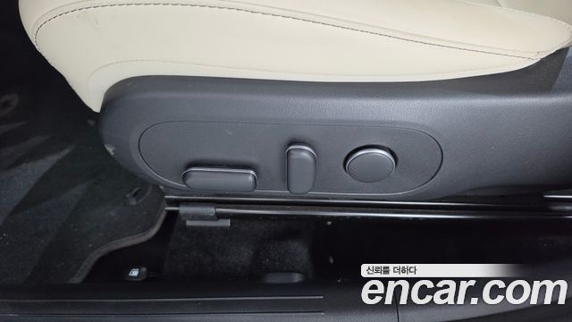 Hyundai Kona (SX2) Gasoline 1.6 Turbo 2WD Premium 2025 — фото 31