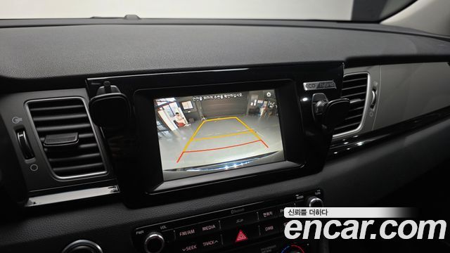 Kia Niro Prestige 2017 — фото 20